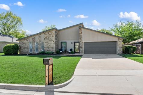 6913 Post Oak Drive North Richland Hills TX 76182
