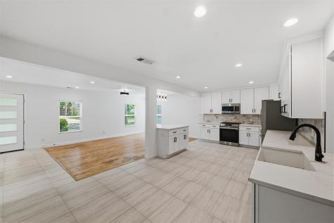 2228 Goldenrod Avenue Fort Worth TX 76111