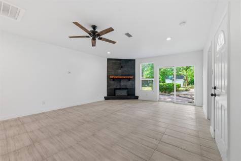 2228 Goldenrod Avenue Fort Worth TX 76111