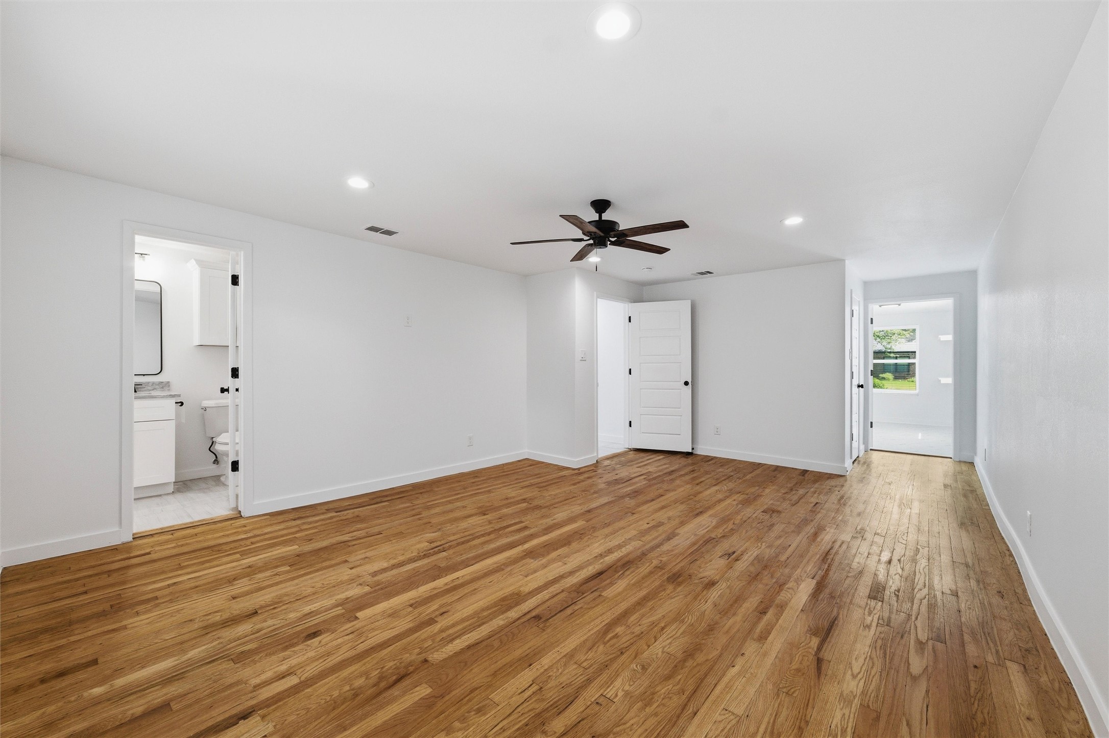 2228 Goldenrod Avenue Fort Worth TX 76111