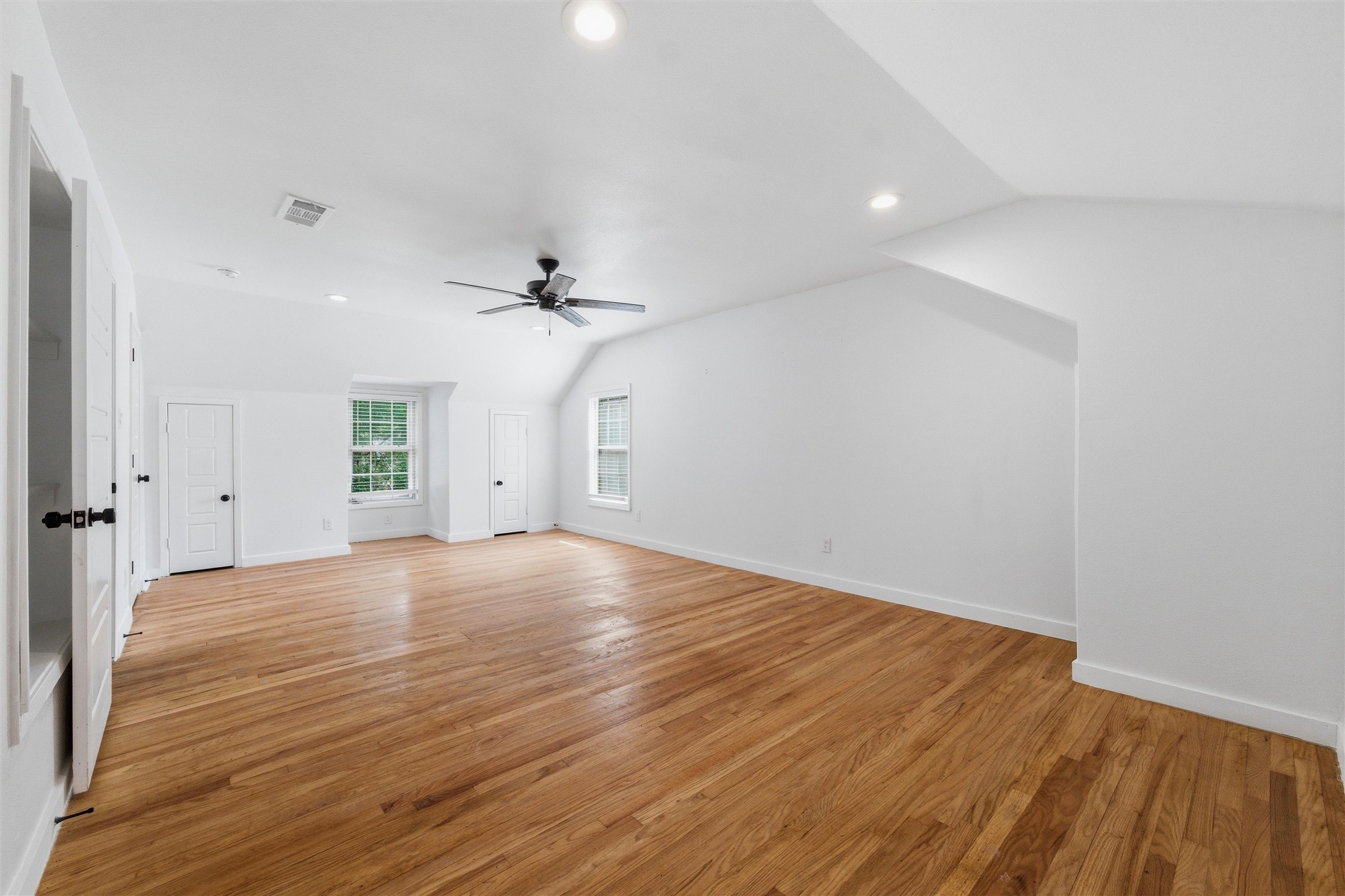 2228 Goldenrod Avenue Fort Worth TX 76111