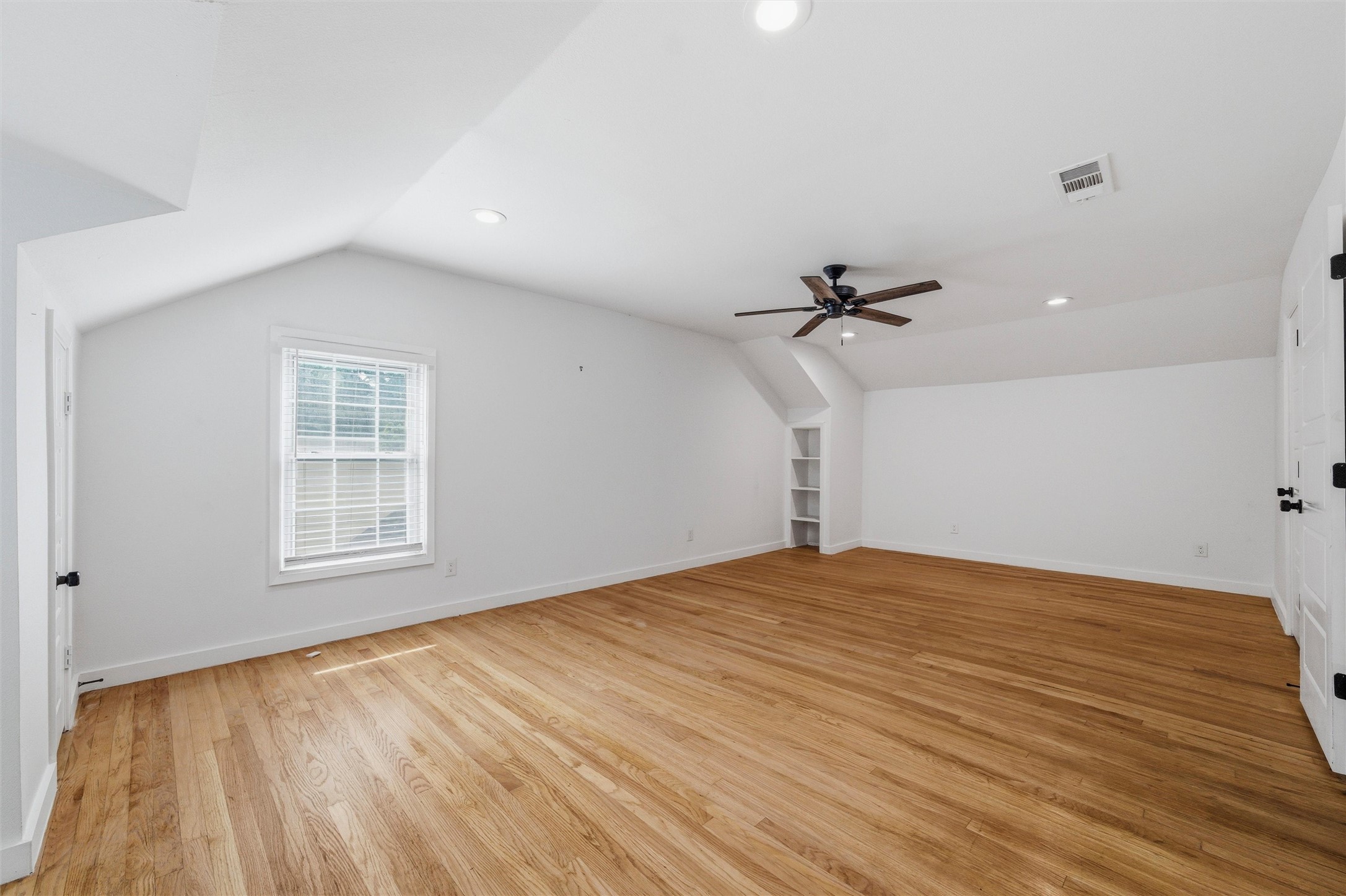 2228 Goldenrod Avenue Fort Worth TX 76111