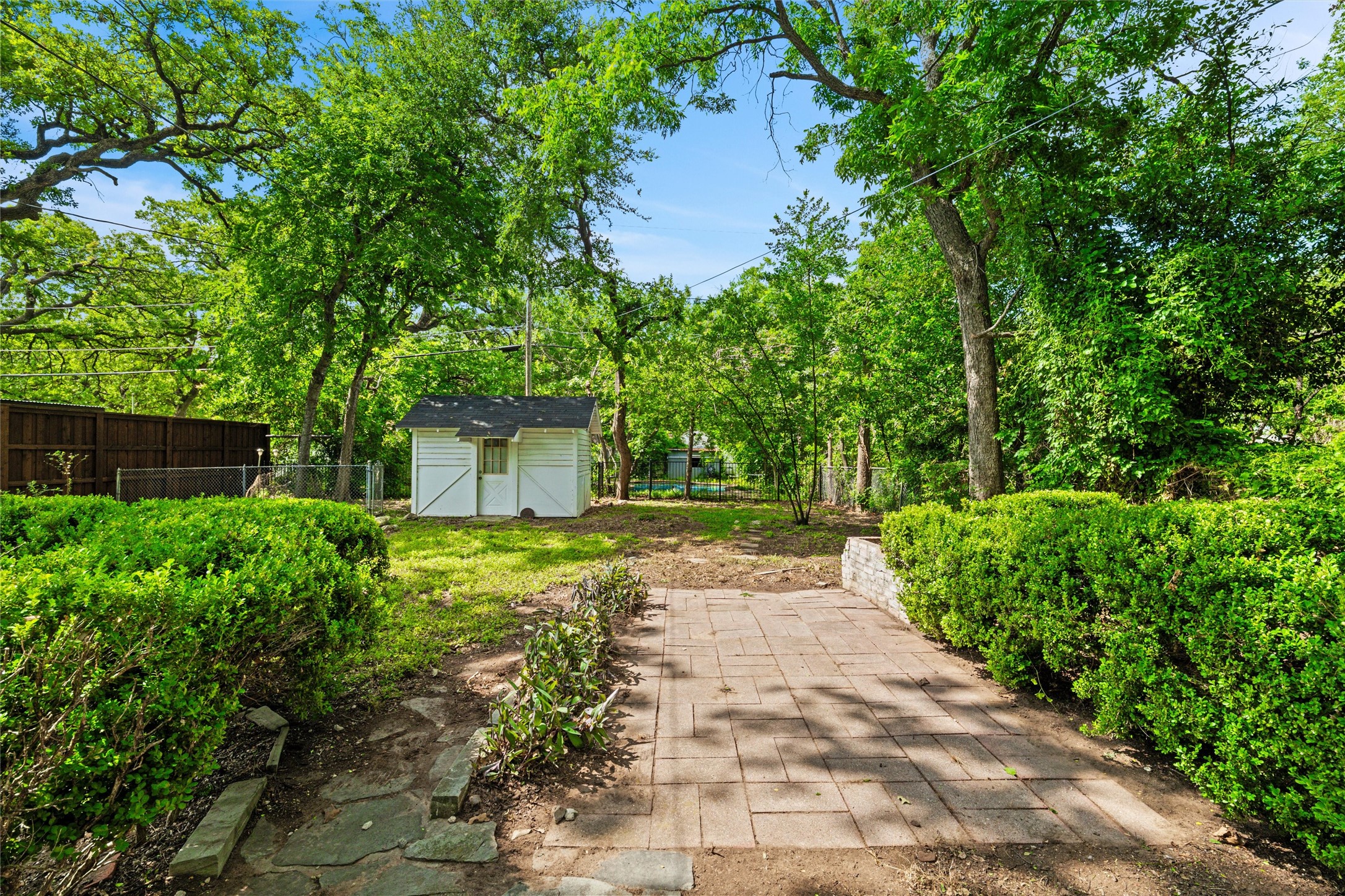 2228 Goldenrod Avenue Fort Worth TX 76111