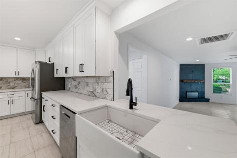 2228 Goldenrod Avenue Fort Worth TX 76111