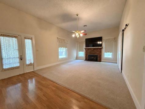 1708 S Wall Street Belton TX 76513