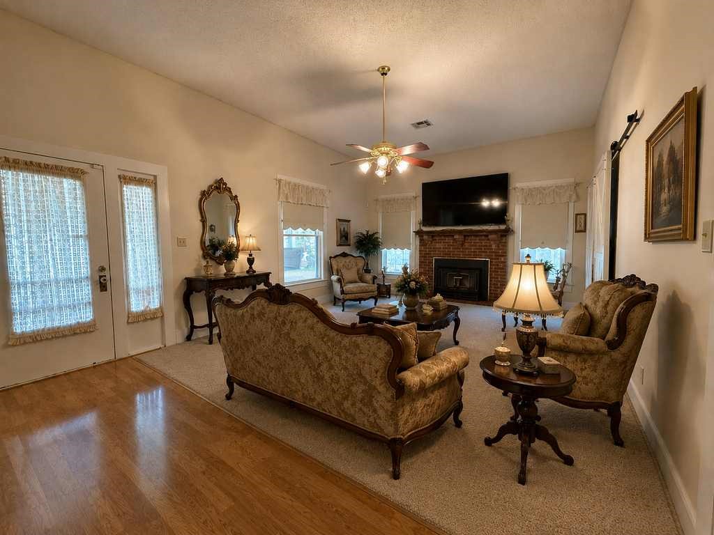 1708 S Wall Street Belton TX 76513