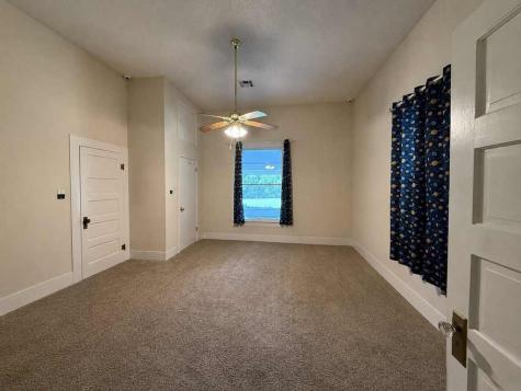 1708 S Wall Street Belton TX 76513