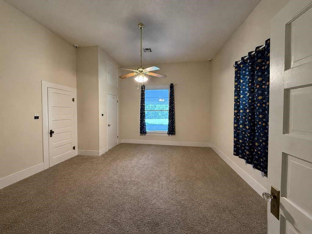 1708 S Wall Street Belton TX 76513