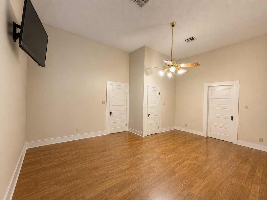 1708 S Wall Street Belton TX 76513