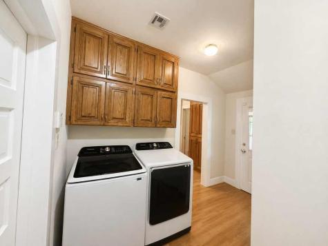 1708 S Wall Street Belton TX 76513
