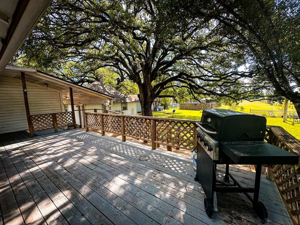1708 S Wall Street Belton TX 76513