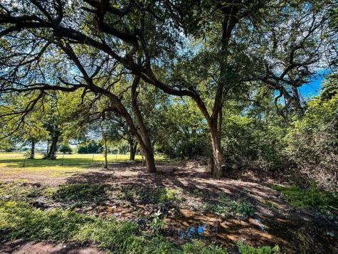 1708 S Wall Street Belton TX 76513