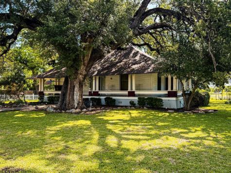 1708 S Wall Street Belton TX 76513