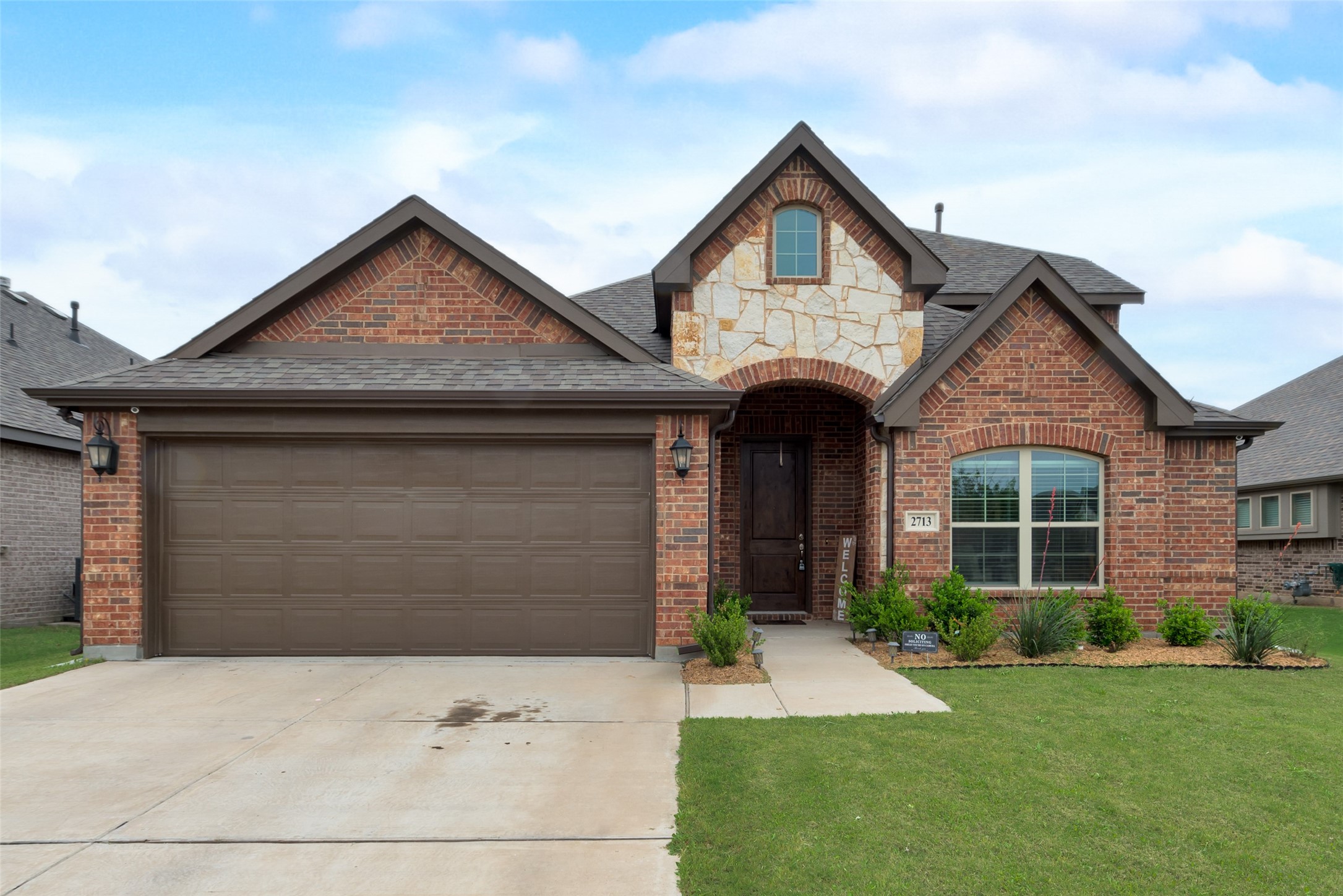 2713 Lisa Maria Street Burleson TX 76028
