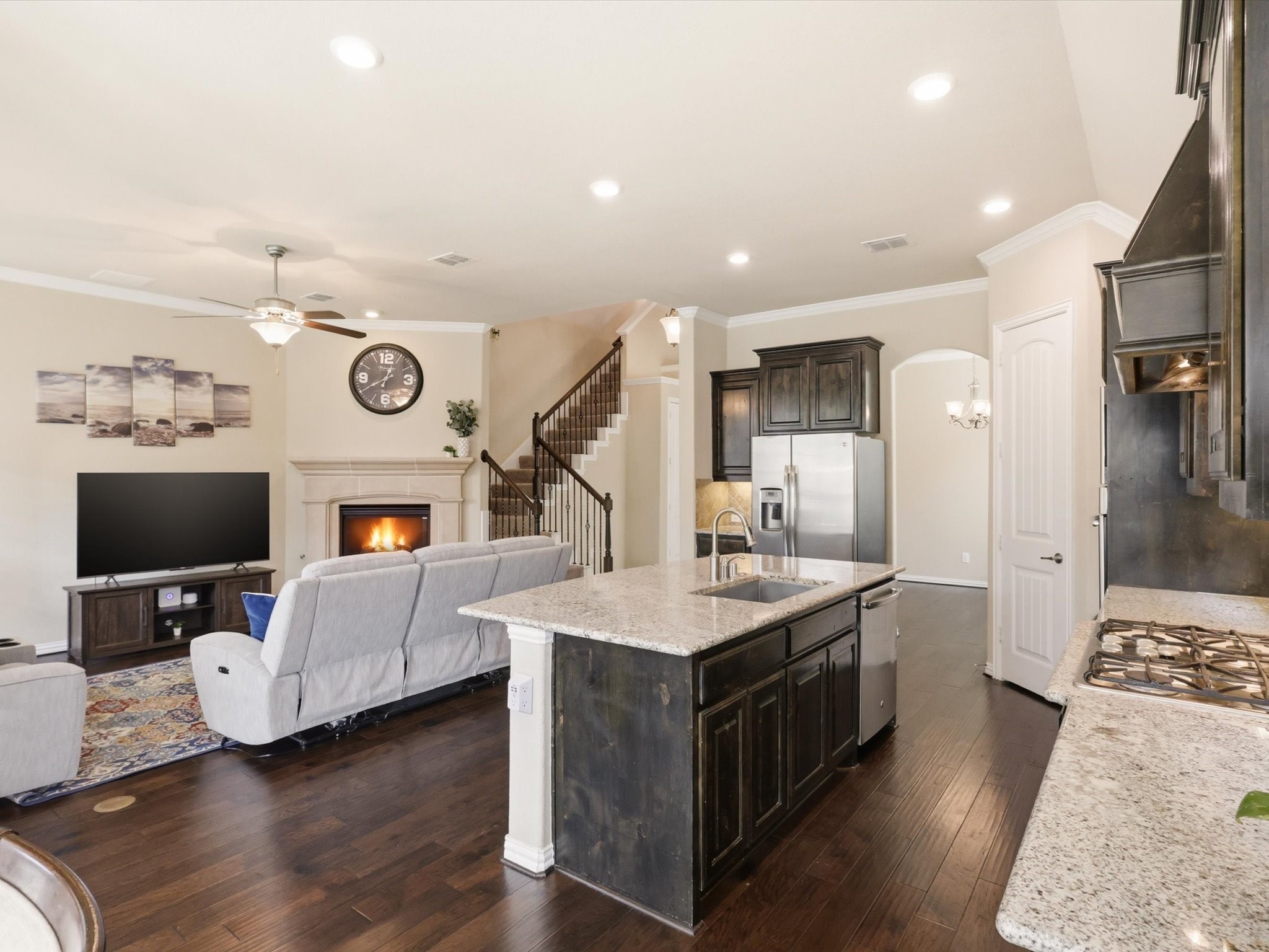 800 River Oak Avenue Euless TX 76039