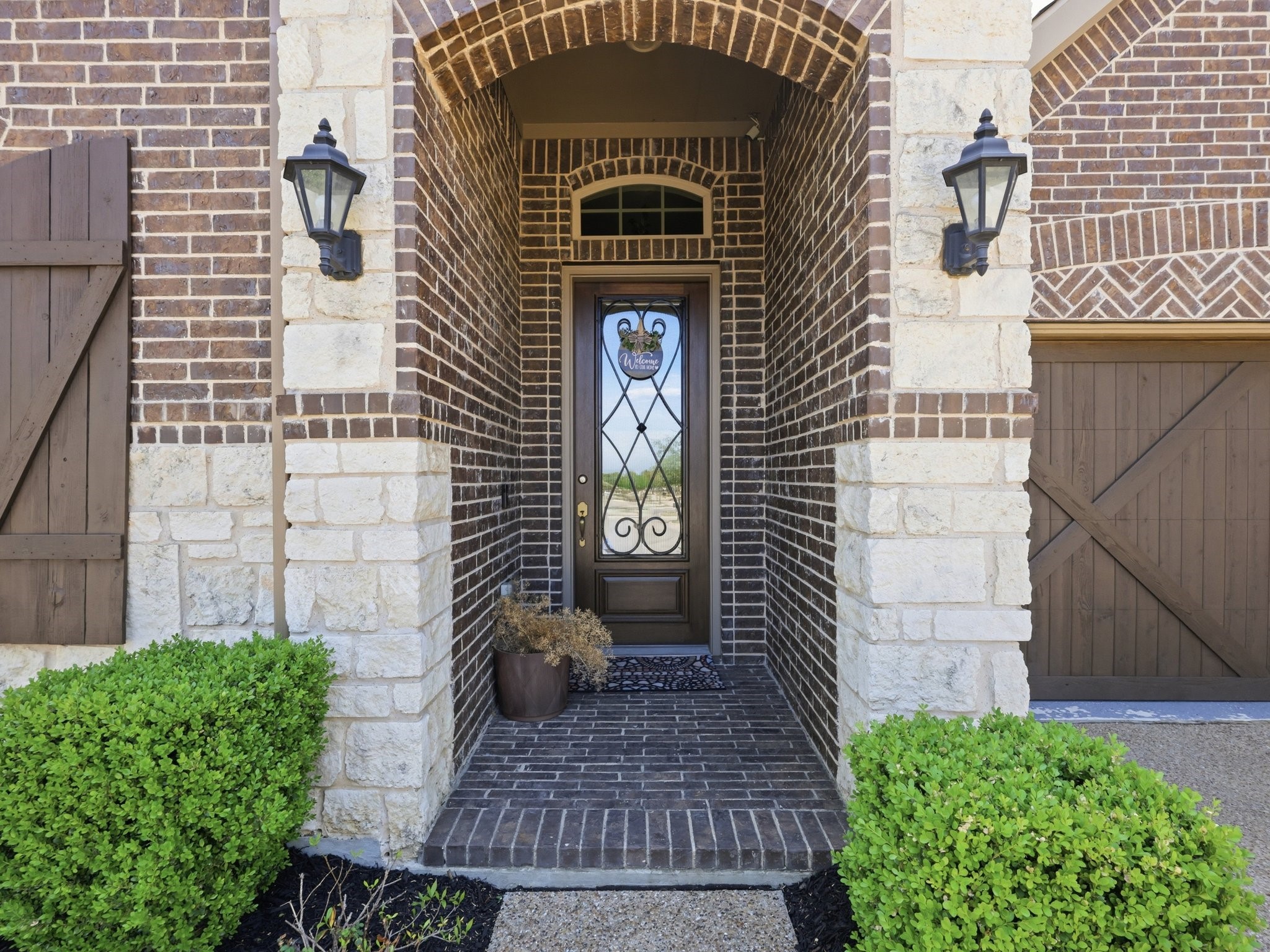 800 River Oak Avenue Euless TX 76039