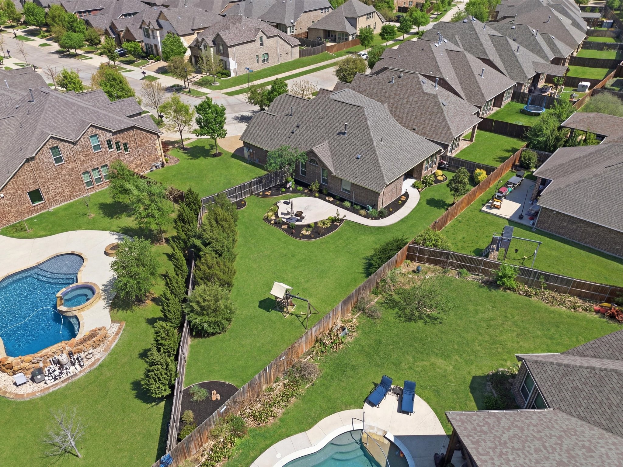 800 River Oak Avenue Euless TX 76039