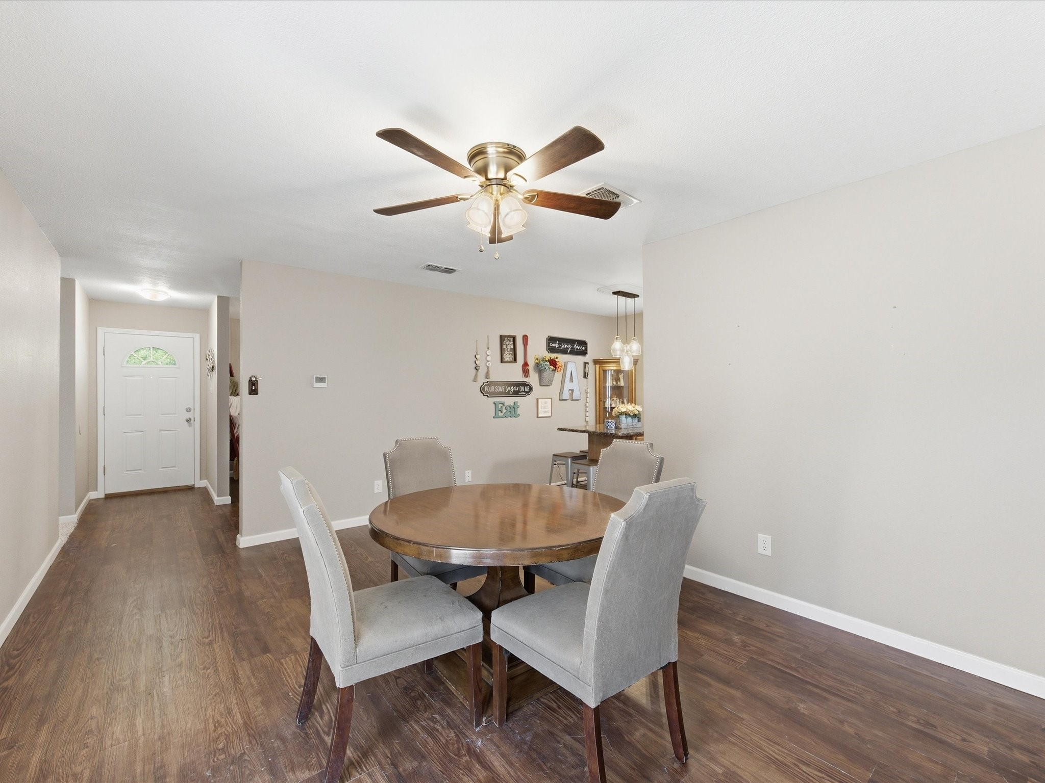216 NE Cindy Lane Burleson TX 76028