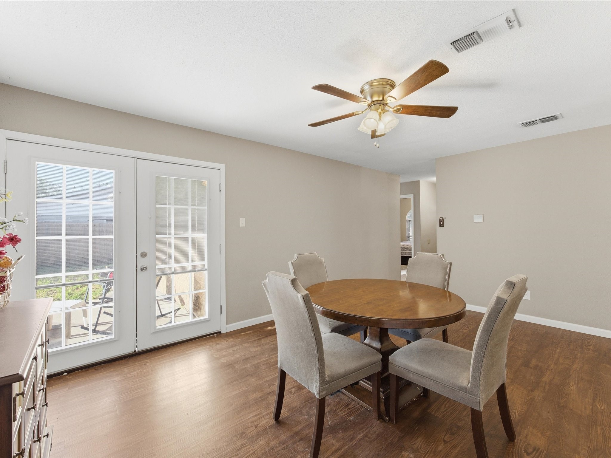 216 NE Cindy Lane Burleson TX 76028