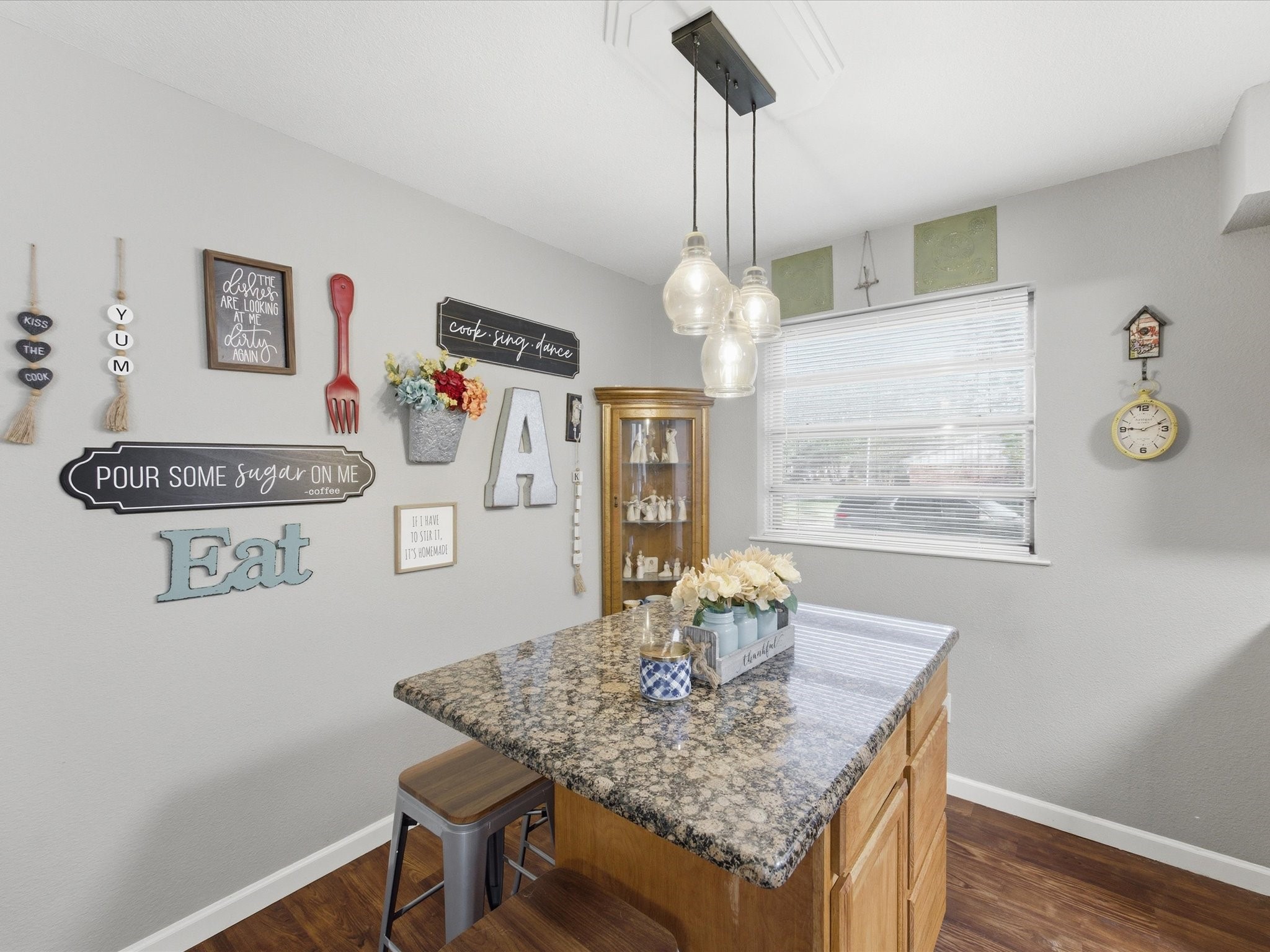 216 NE Cindy Lane Burleson TX 76028