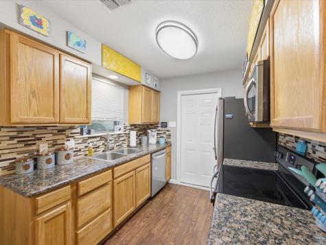 216 NE Cindy Lane Burleson TX 76028