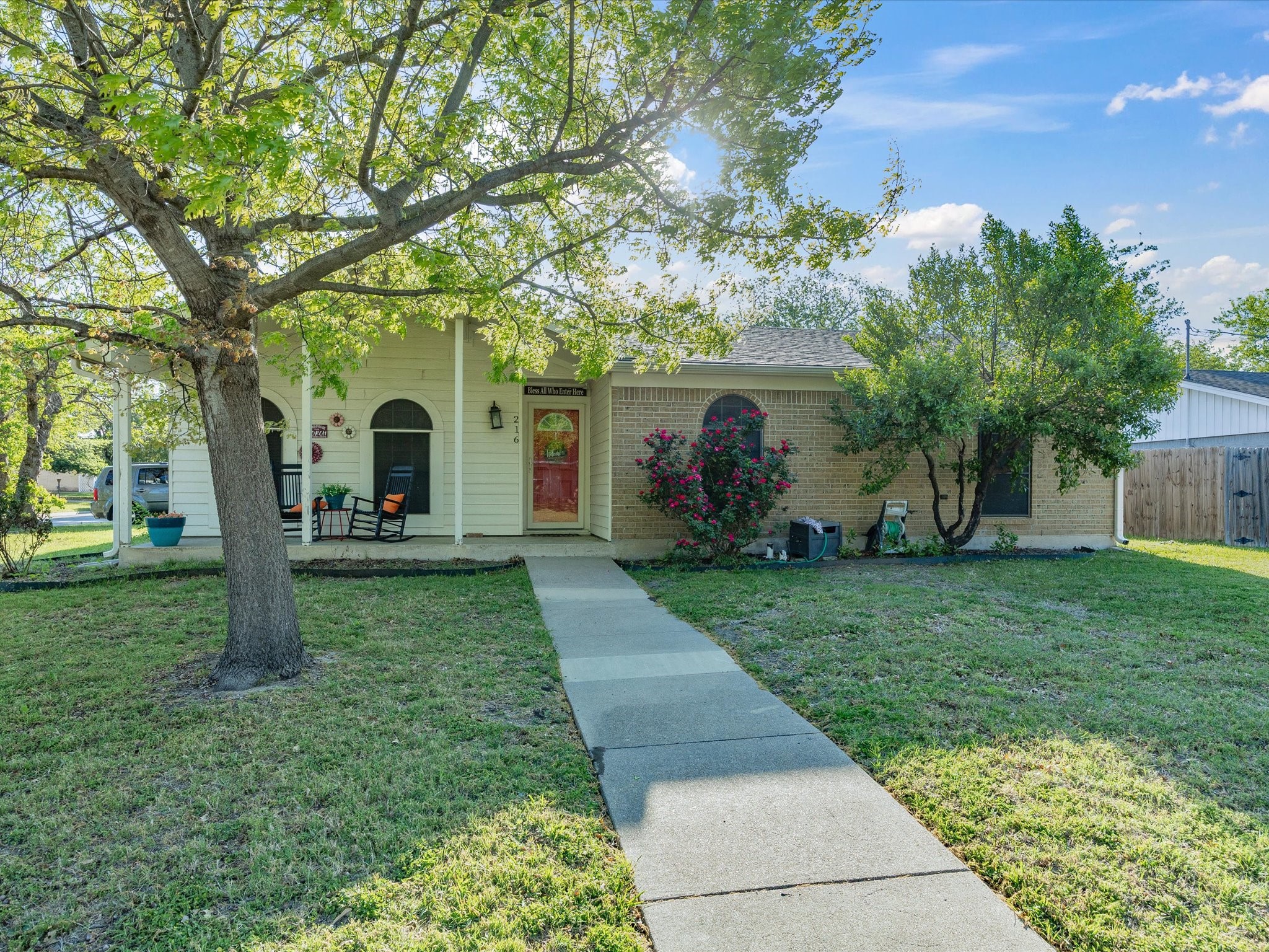 216 NE Cindy Lane Burleson TX 76028