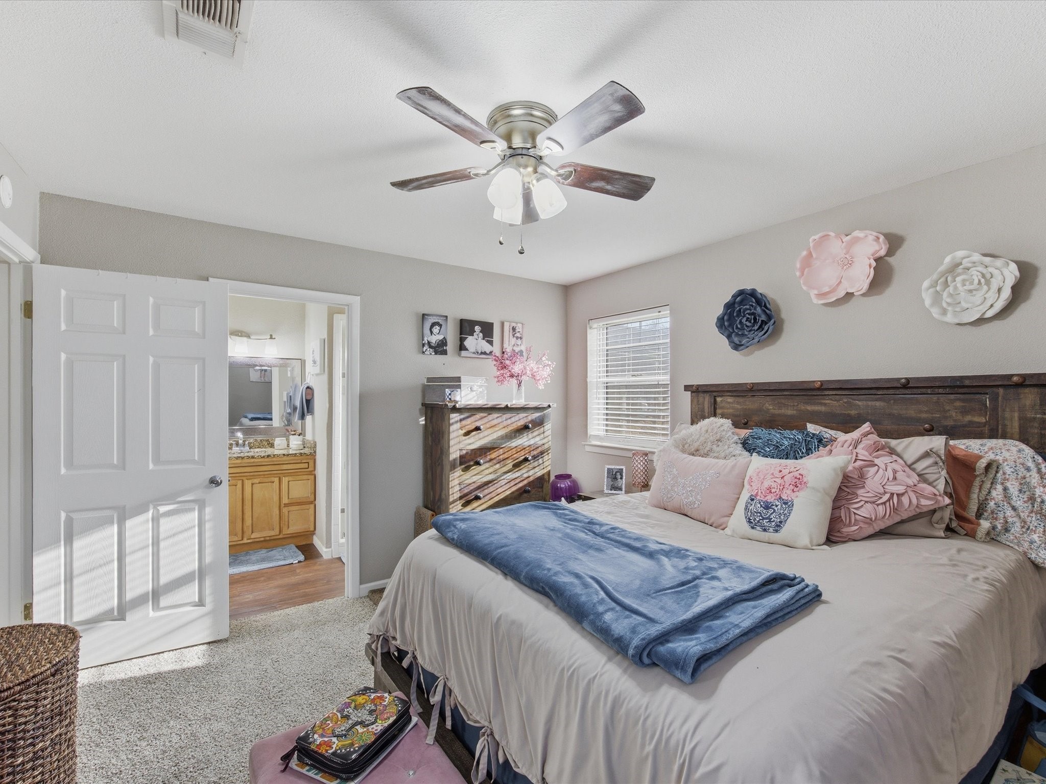 216 NE Cindy Lane Burleson TX 76028
