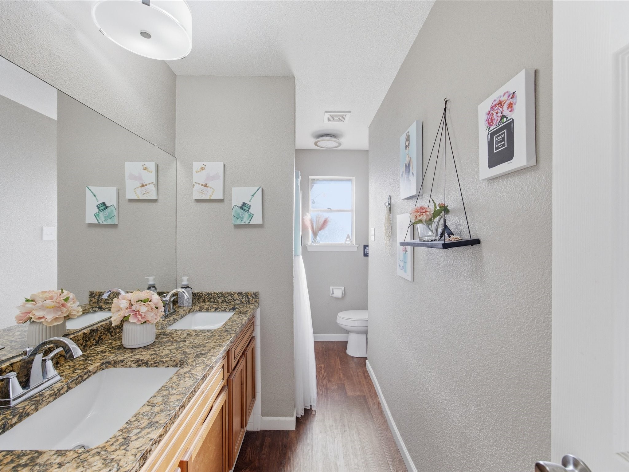 216 NE Cindy Lane Burleson TX 76028
