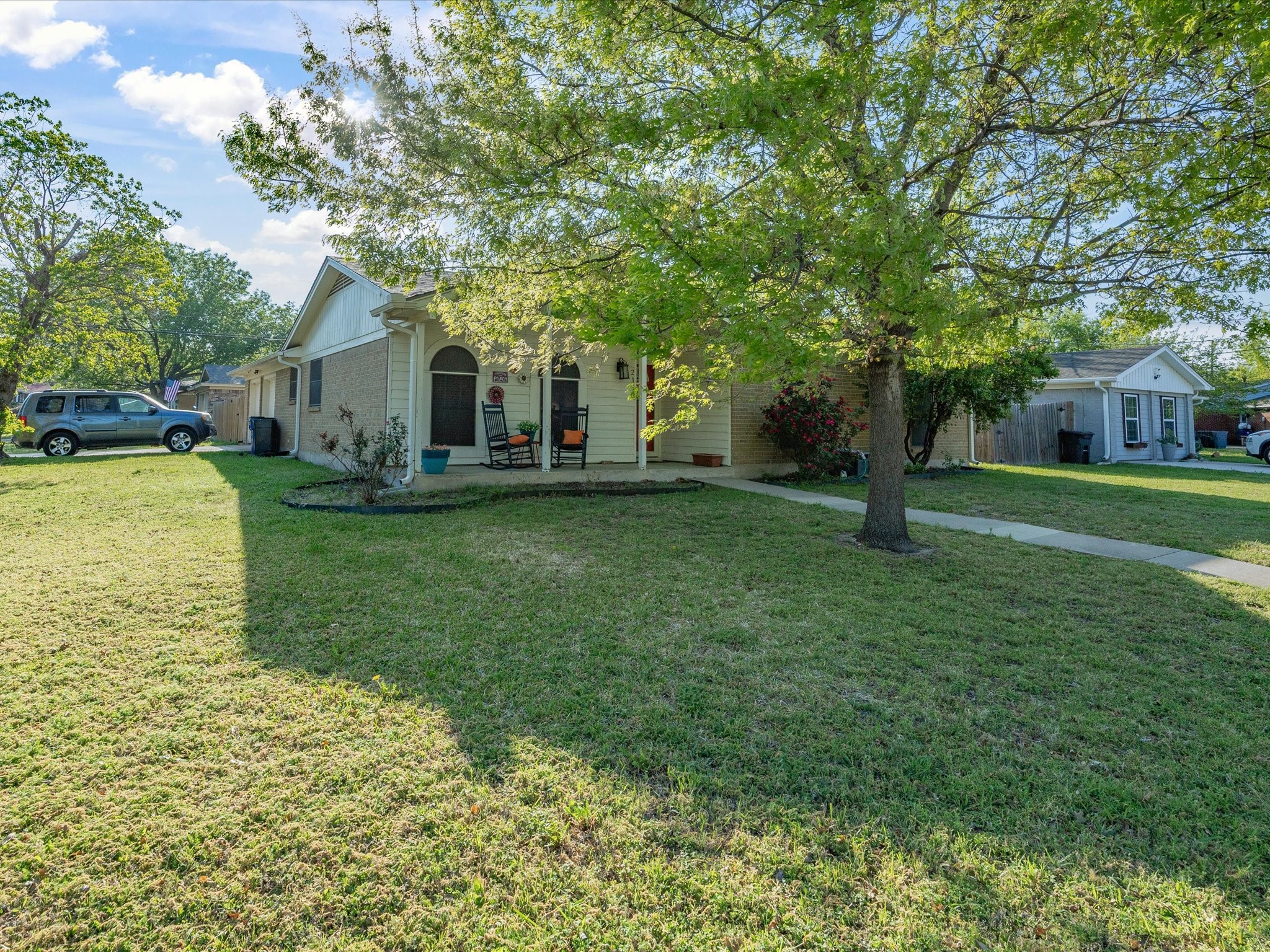 216 NE Cindy Lane Burleson TX 76028