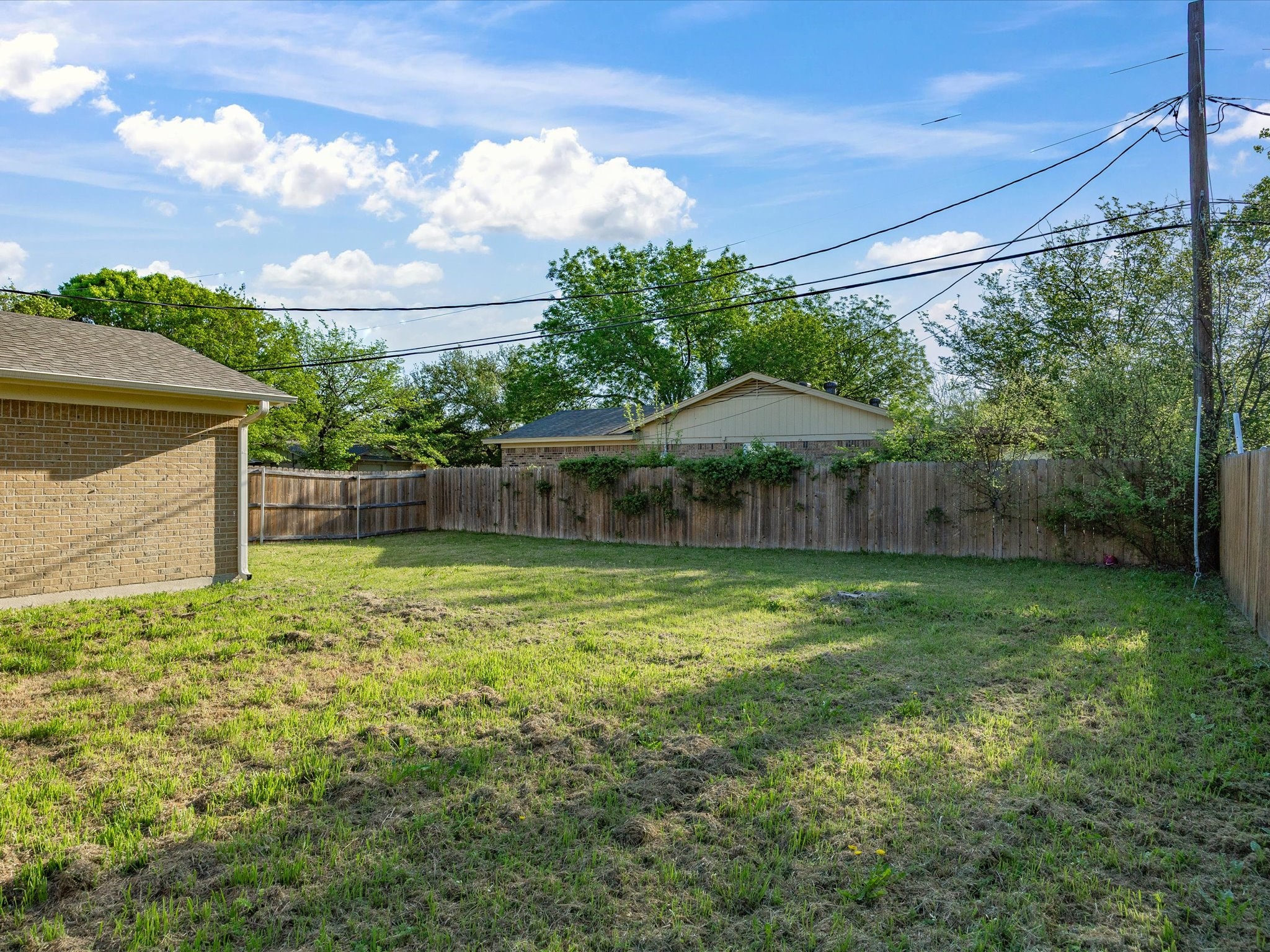 216 NE Cindy Lane Burleson TX 76028