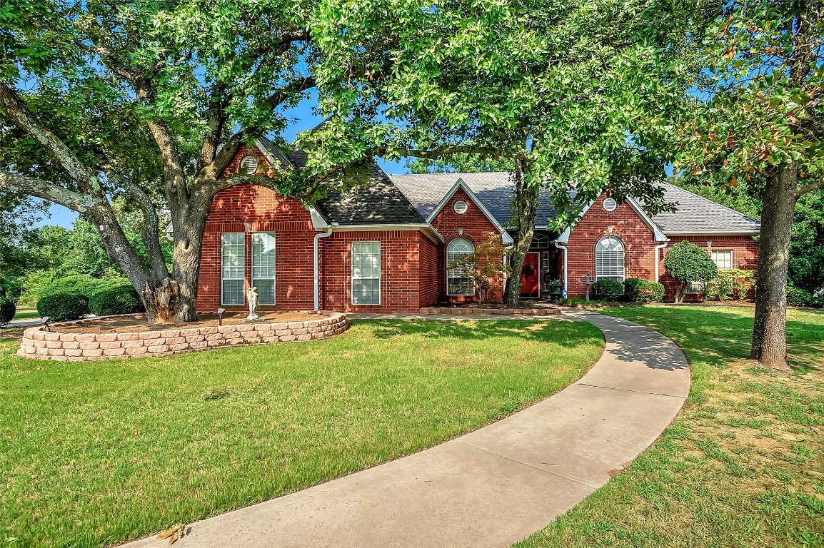 1313 Deer Creek Drive Denison TX 75020