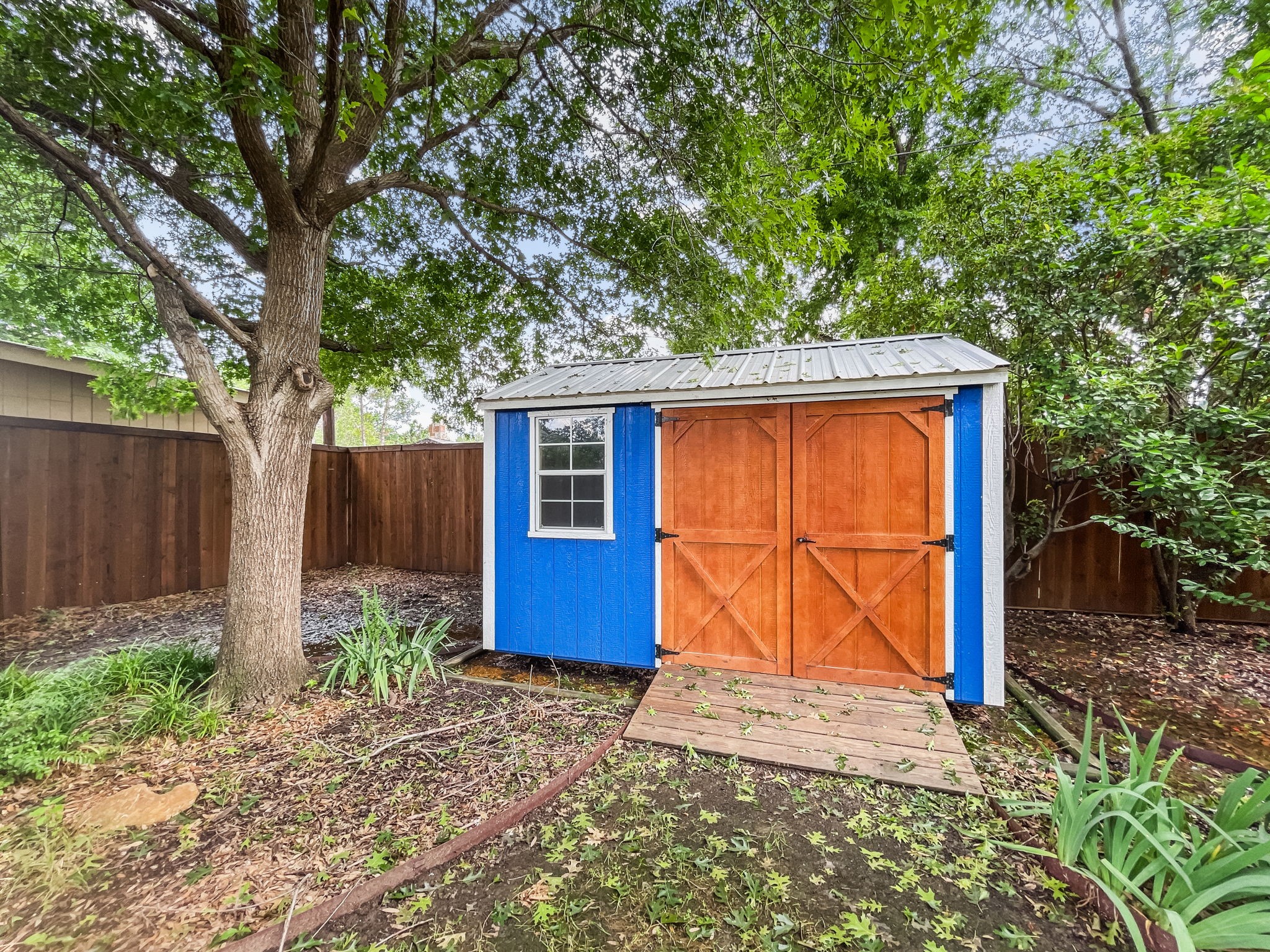 1108 E Russell Avenue Carrollton TX 75006