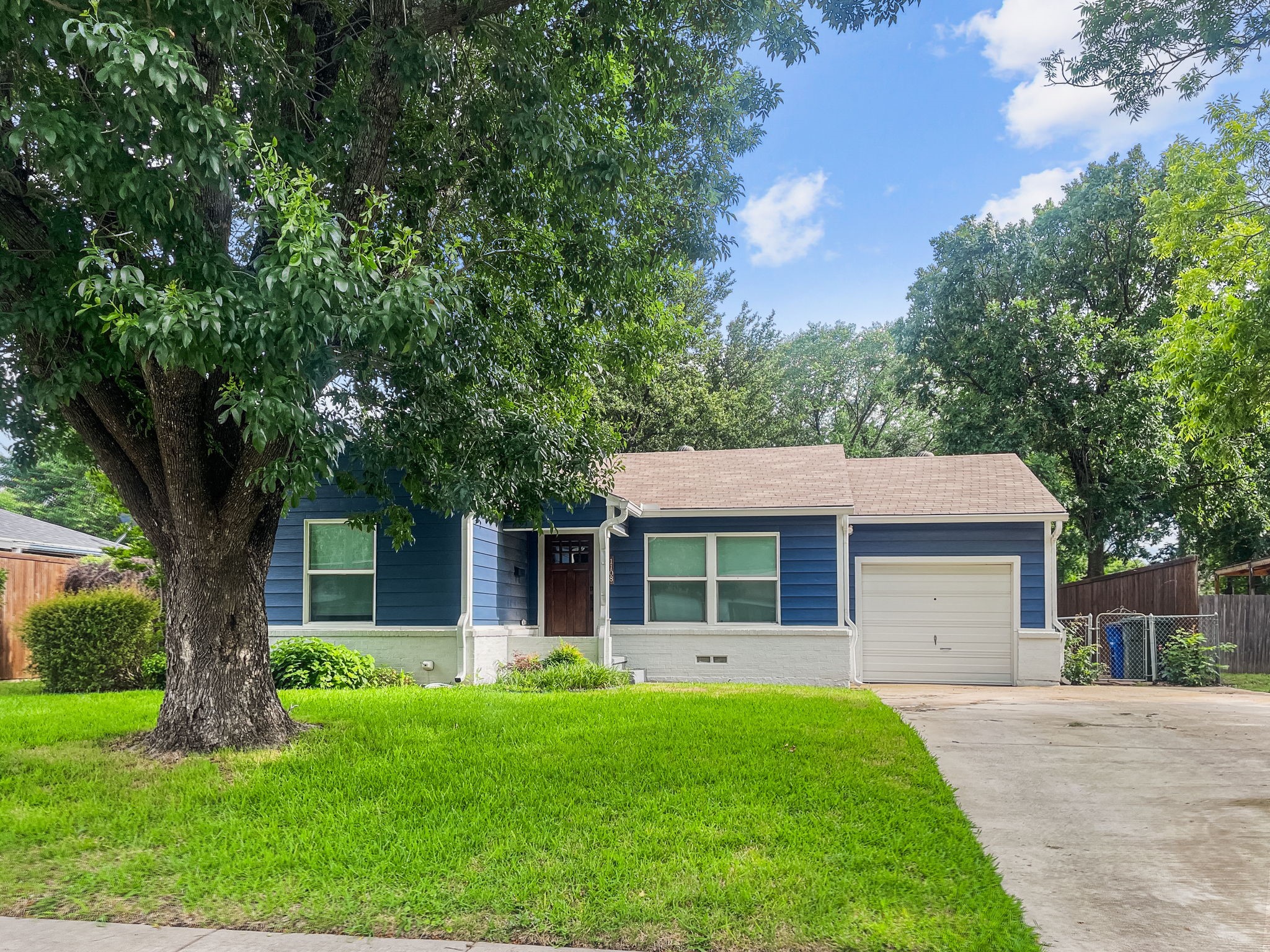 1108 E Russell Avenue Carrollton TX 75006