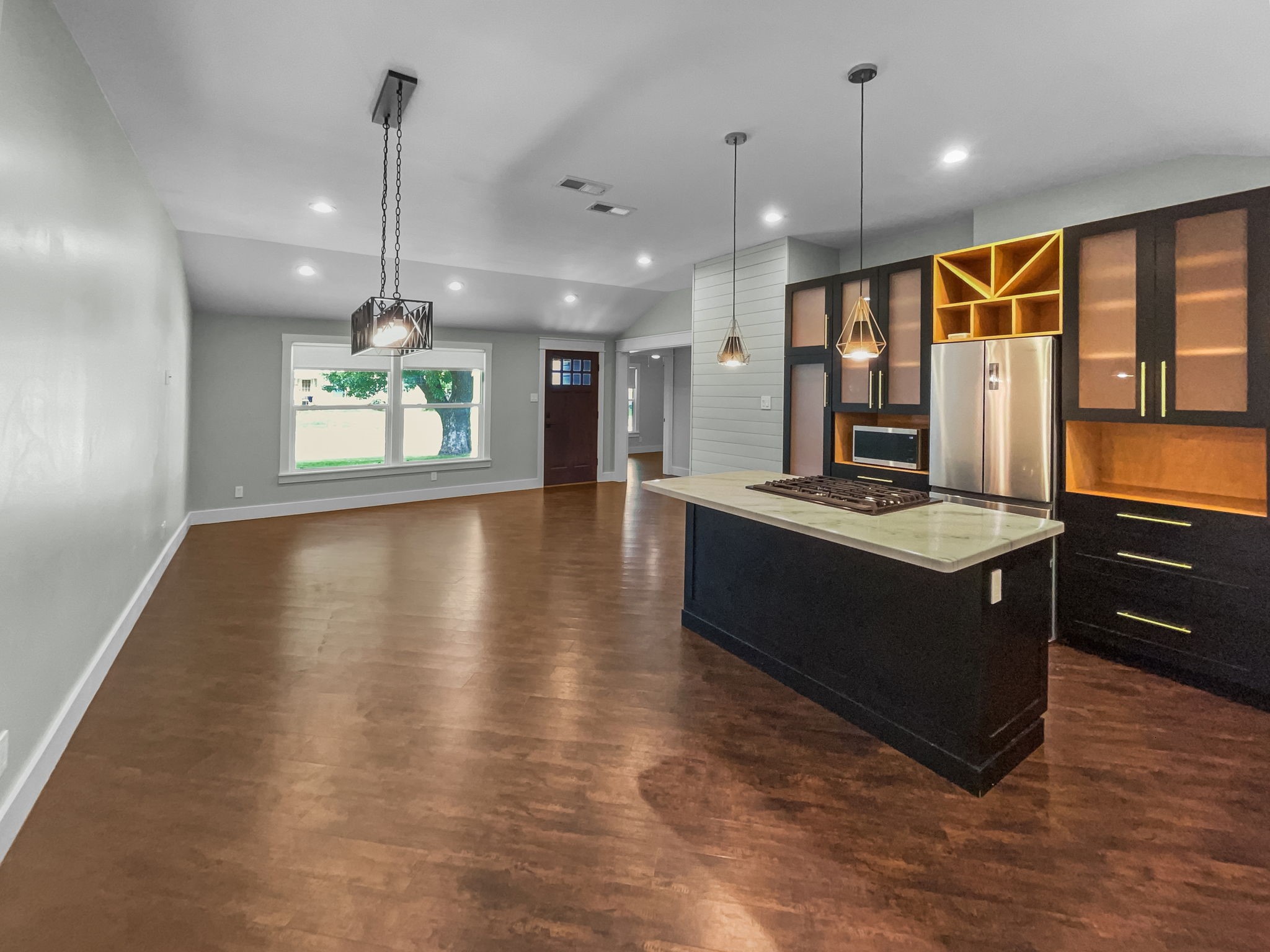 1108 E Russell Avenue Carrollton TX 75006