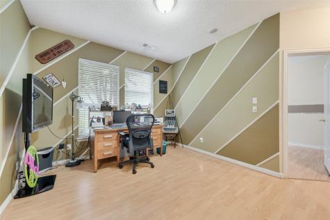 709 Creek Walk Place Arlington TX 76015