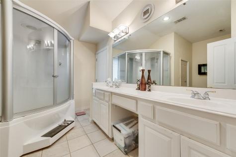 709 Creek Walk Place Arlington TX 76015