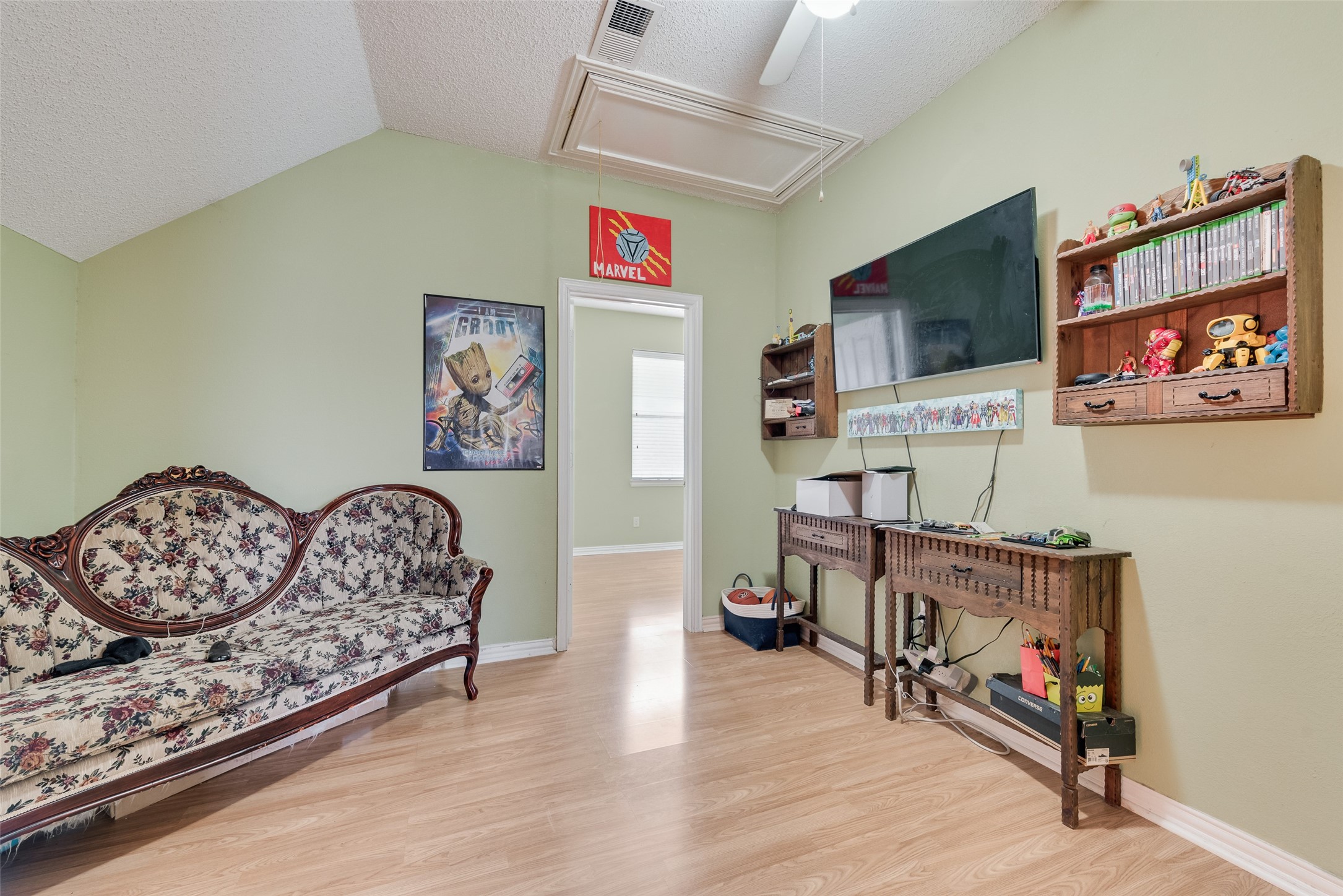 709 Creek Walk Place Arlington TX 76015