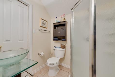 709 Creek Walk Place Arlington TX 76015