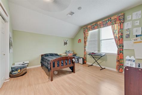 709 Creek Walk Place Arlington TX 76015