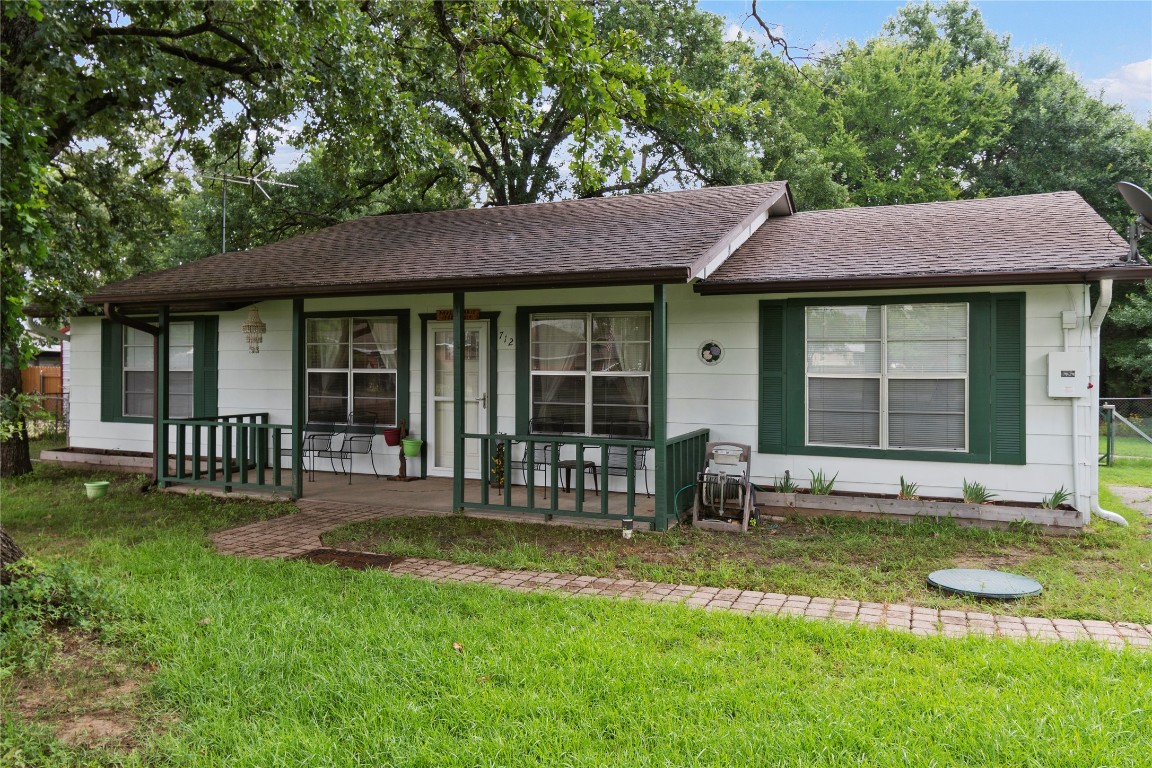 712 Legendary Lane Gun Barrel City TX 75156