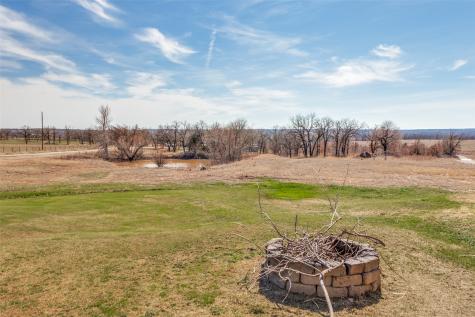 1233 County Road 3550 Paradise TX 76073