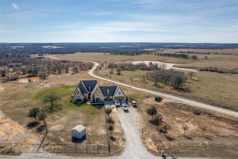1233 County Road 3550 Paradise TX 76073