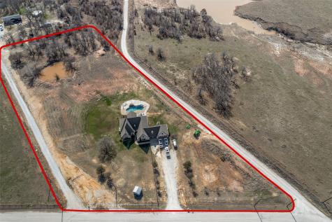 1233 County Road 3550 Paradise TX 76073