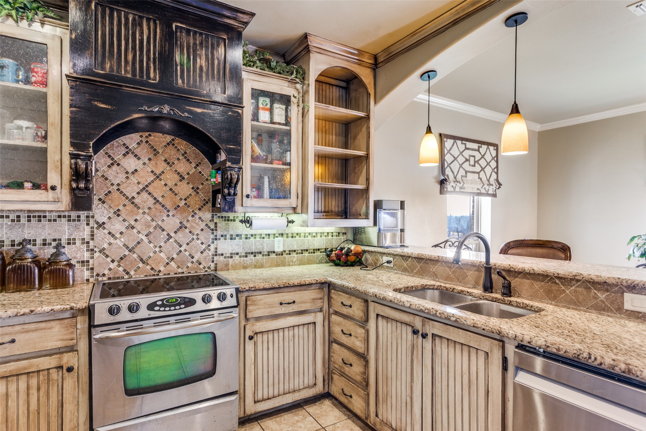1233 County Road 3550 Paradise TX 76073
