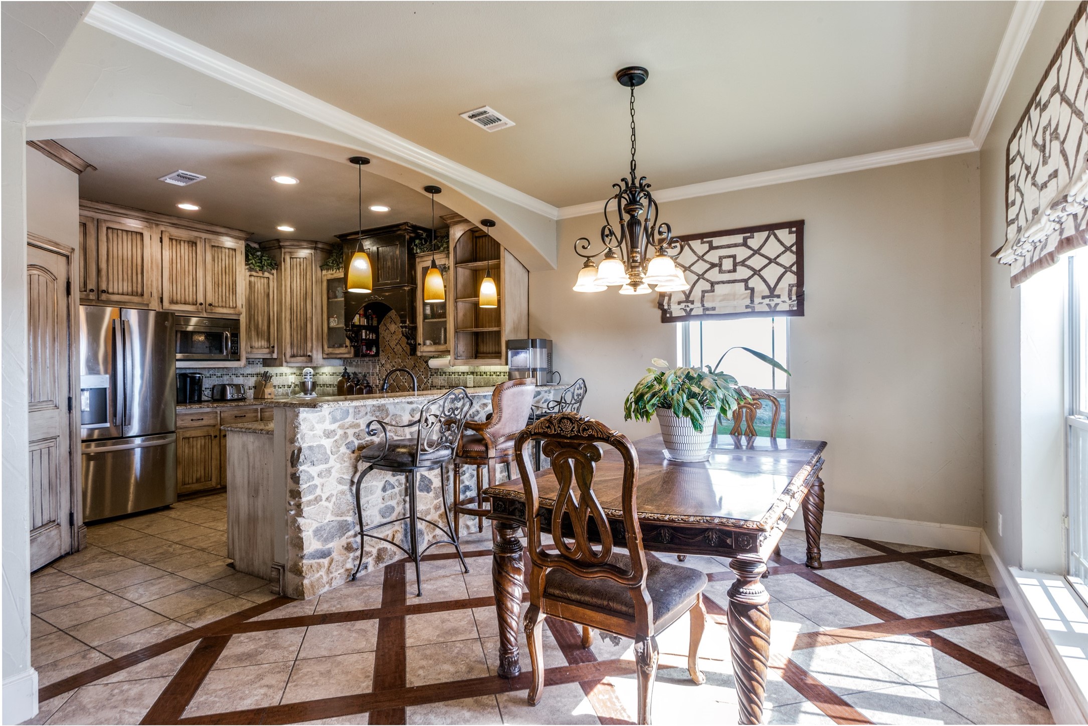 1233 County Road 3550 Paradise TX 76073