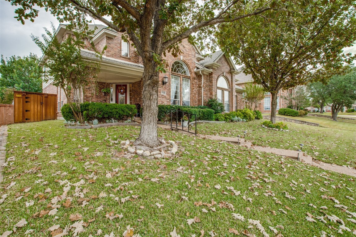706 Sotogrande Drive Garland TX 75044