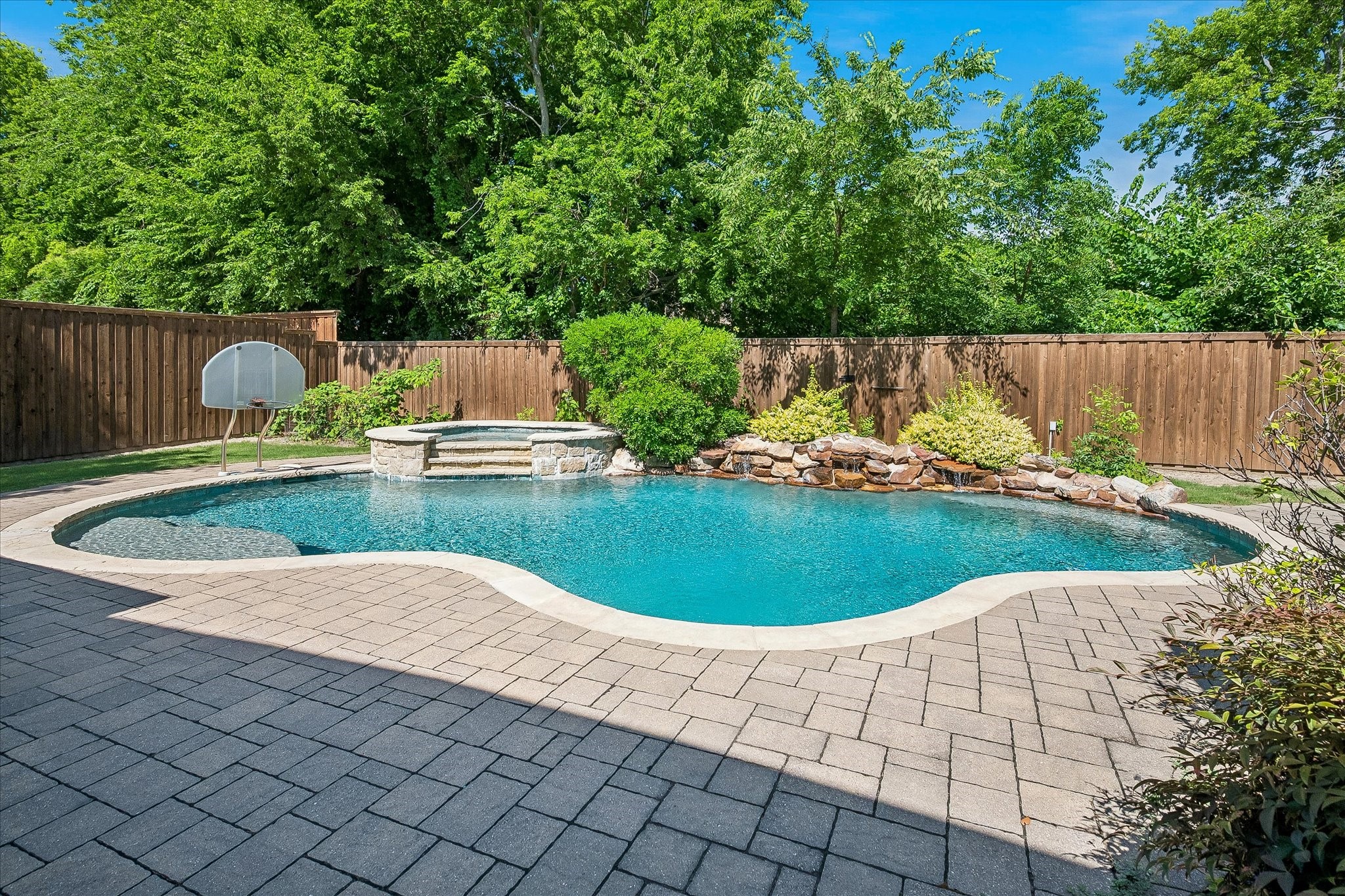 2022 Hopewell Drive Allen TX 75013
