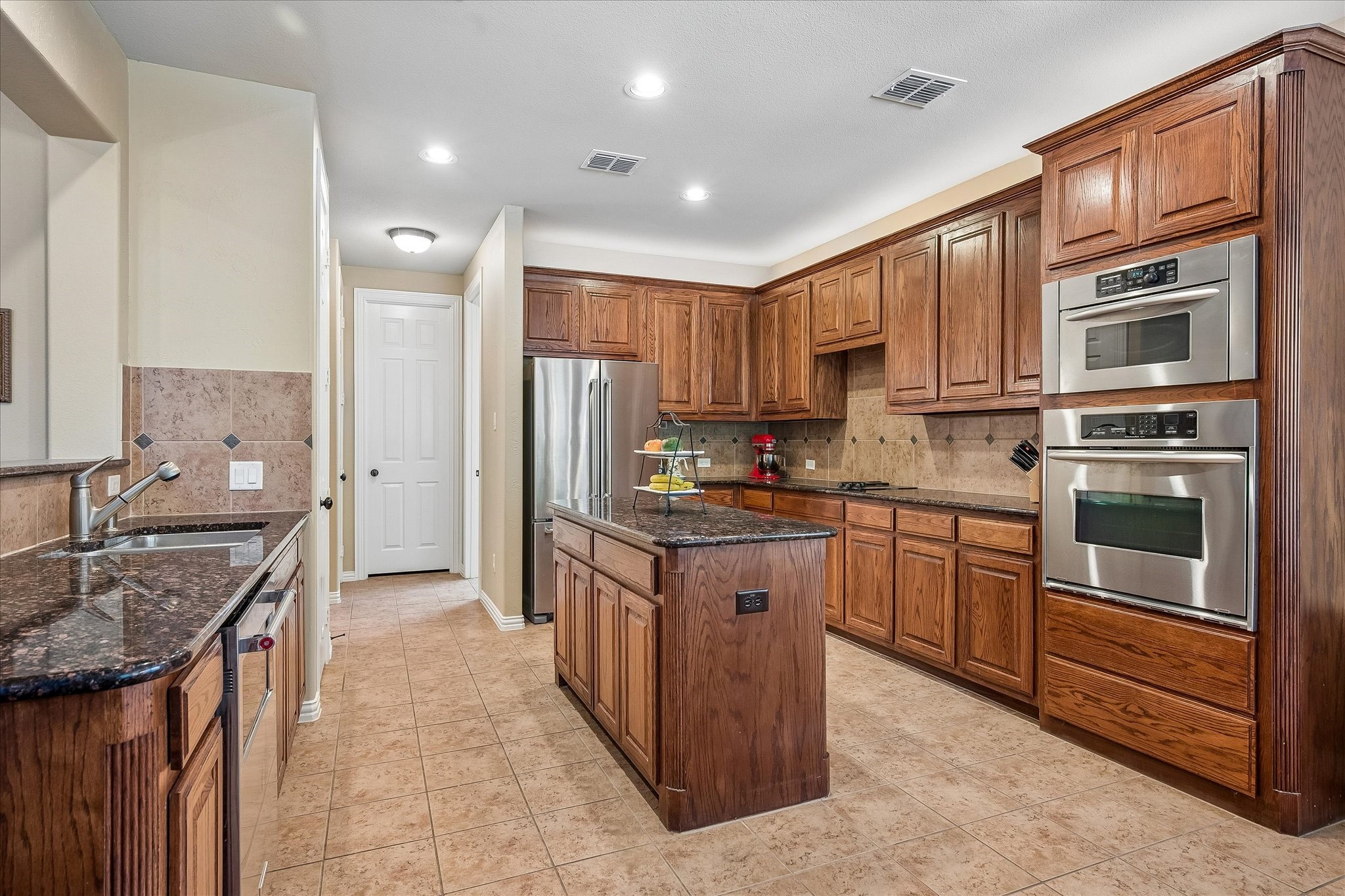 2022 Hopewell Drive Allen TX 75013