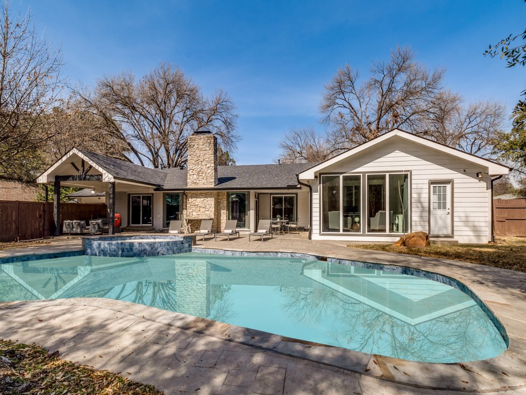 7326 Spring Valley Road Dallas TX 75254