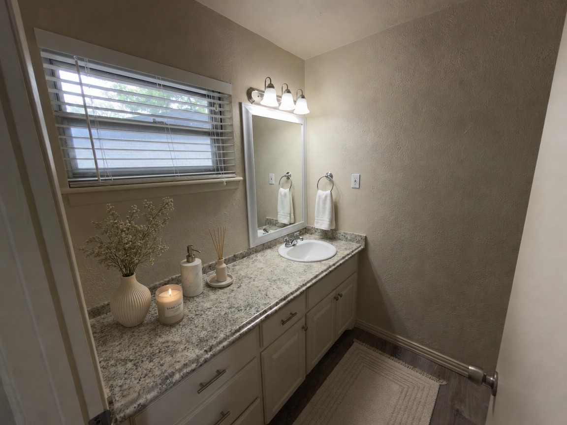 2008 Bradford Drive Arlington TX 76010